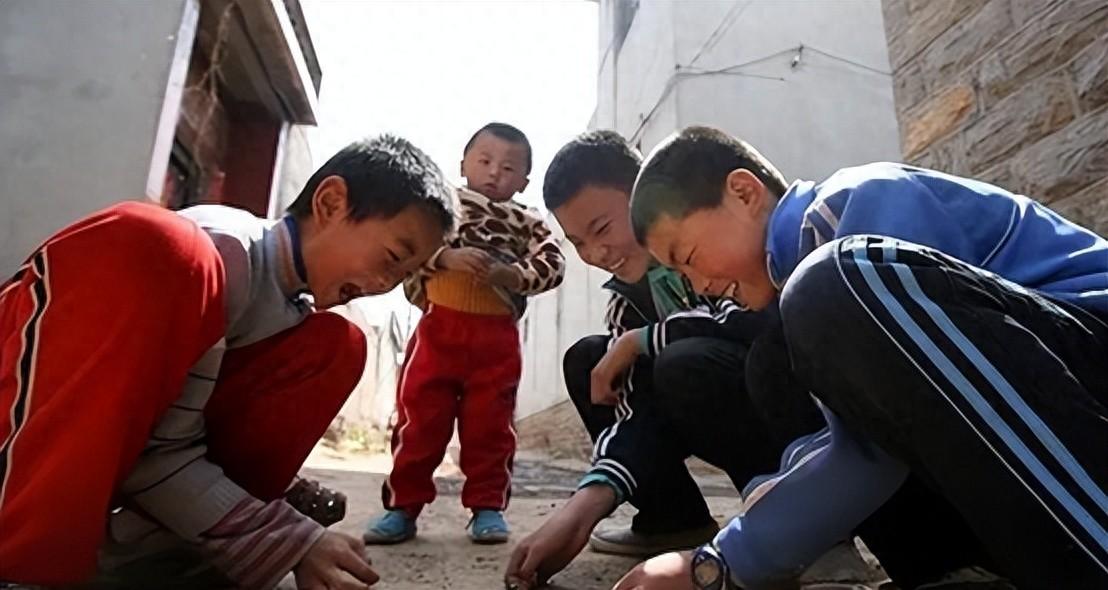 《未成年人网络保护条例》公布，防治未成年人沉迷游戏从源头入手